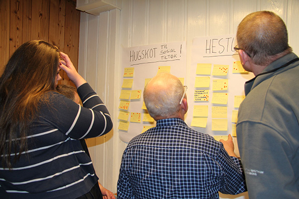 Arbeiðsfundur og veitsla 23. apríl 2022